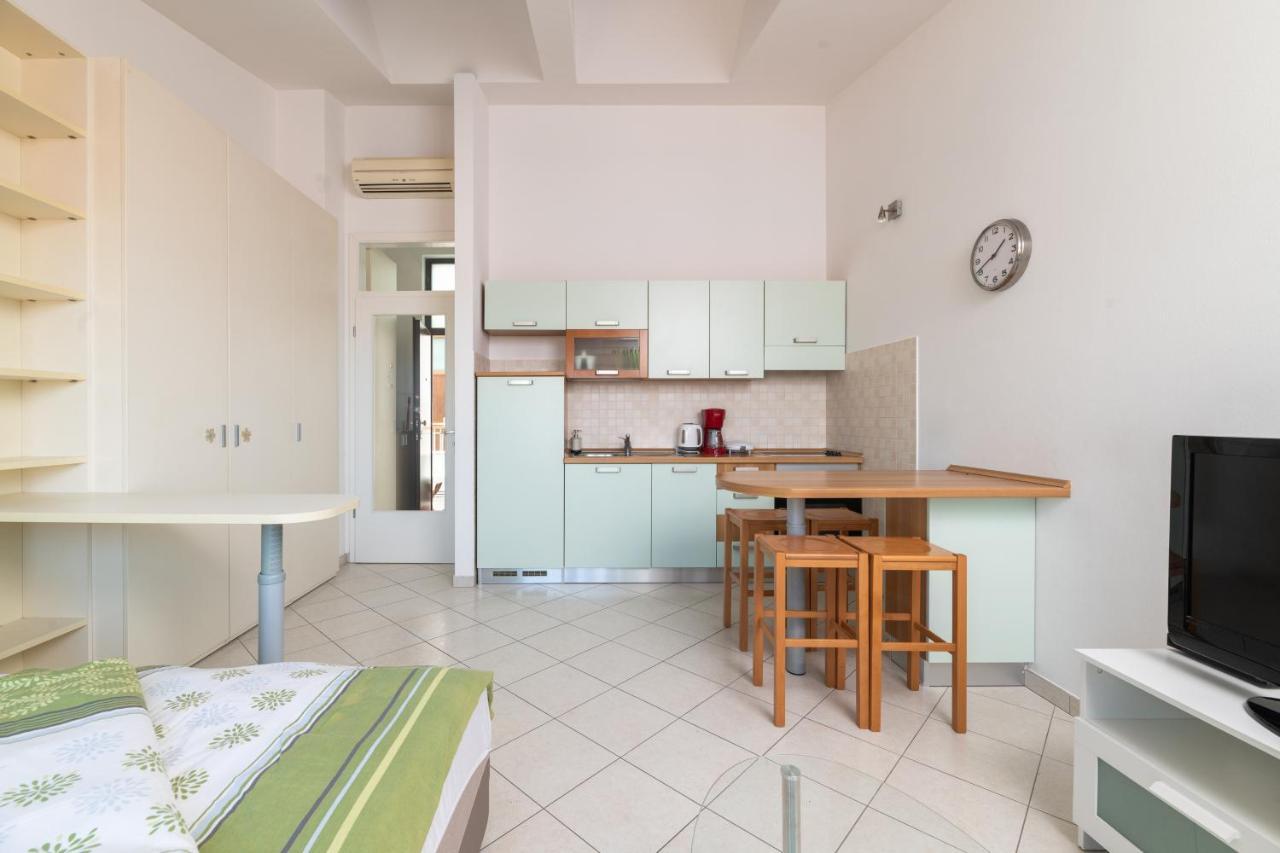 Seaview Studio Умаг Экстерьер фото